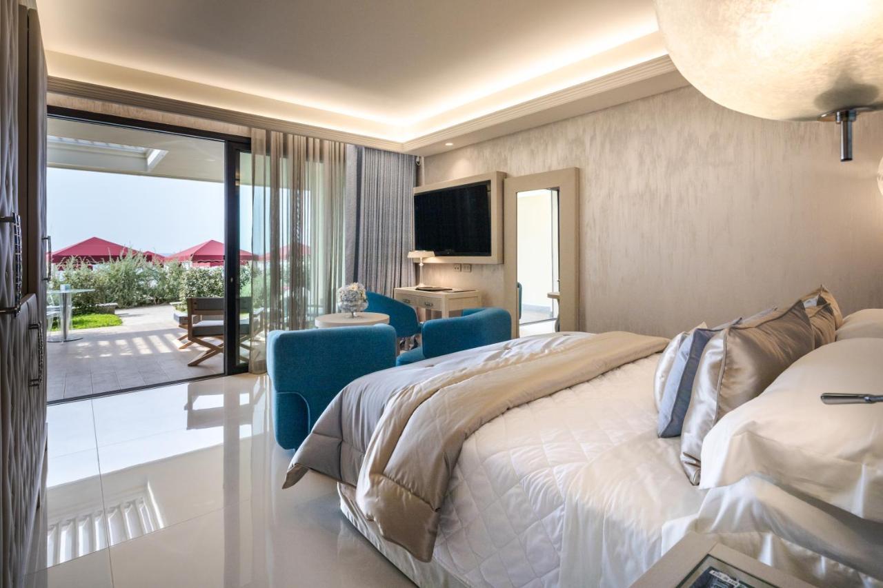Cala Beach Resort Пунта-Ала Экстерьер фото