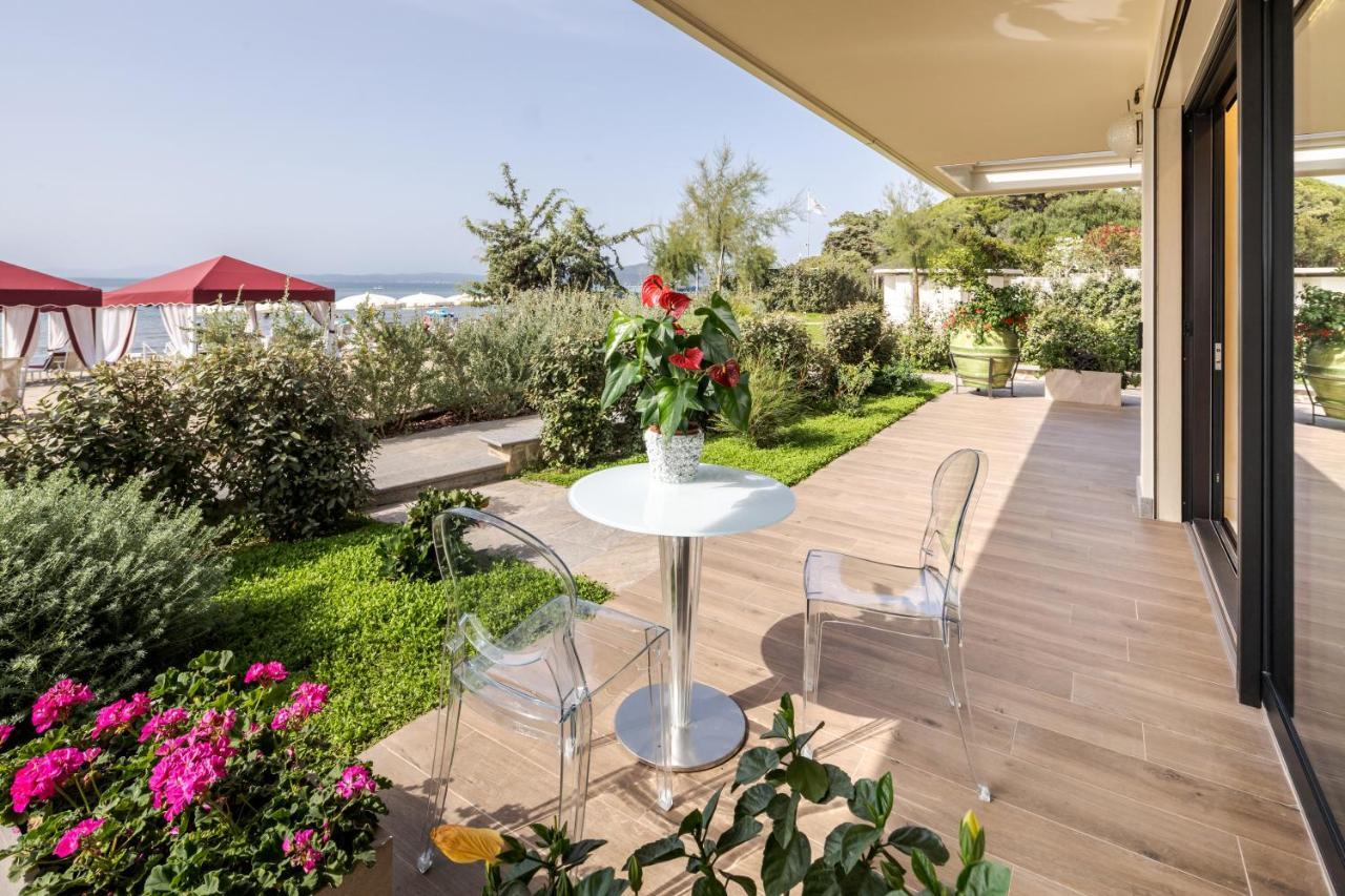 Cala Beach Resort Пунта-Ала Экстерьер фото